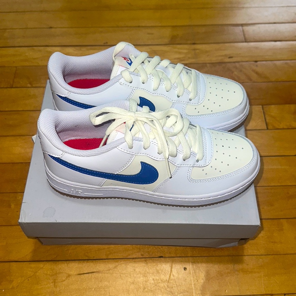 Air Force 1 (GS)  Boys Size 5 Y